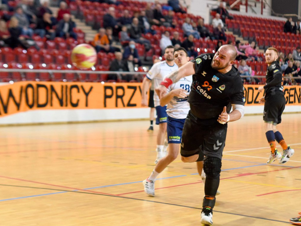 I liga piłki ręcznej mężczyzn. Grupa D. *KSZO Ostrowiec Świętokrzyski - Viret CMC Zawiercie 35:29