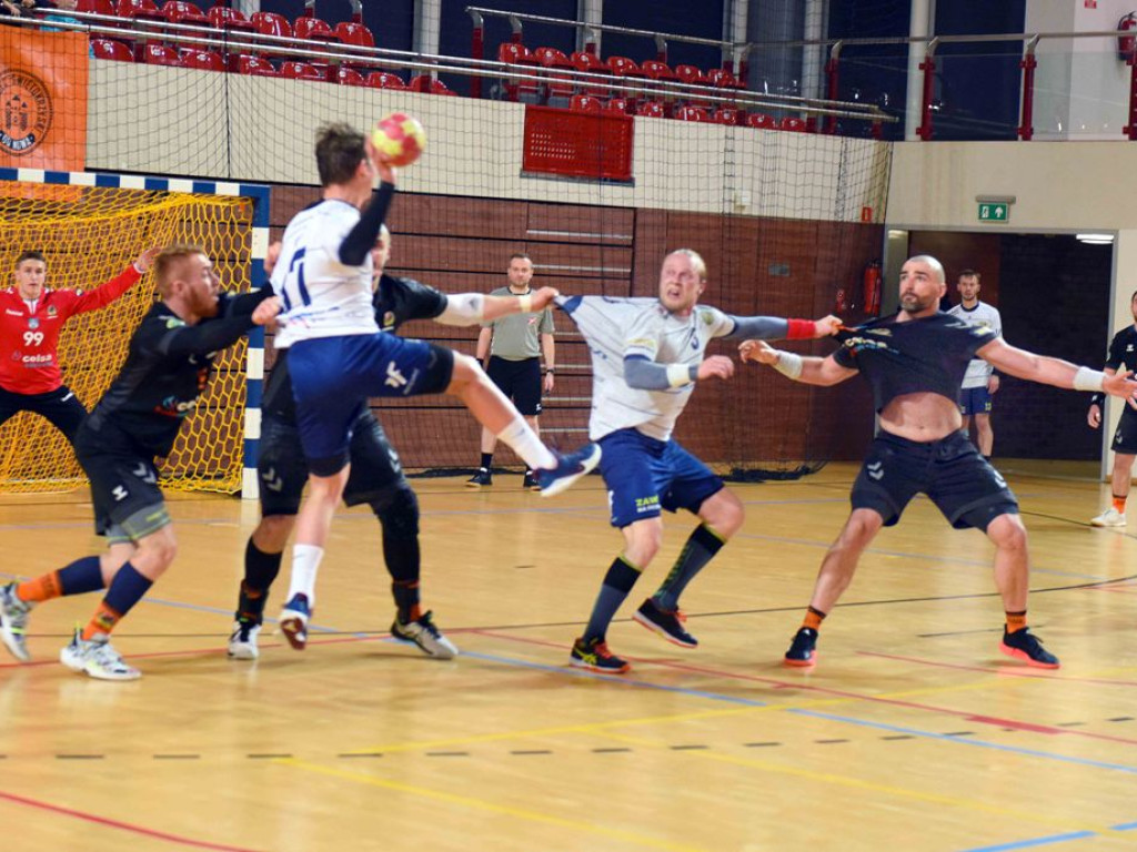I liga piłki ręcznej mężczyzn. Grupa D. *KSZO Ostrowiec Świętokrzyski - Viret CMC Zawiercie 35:29