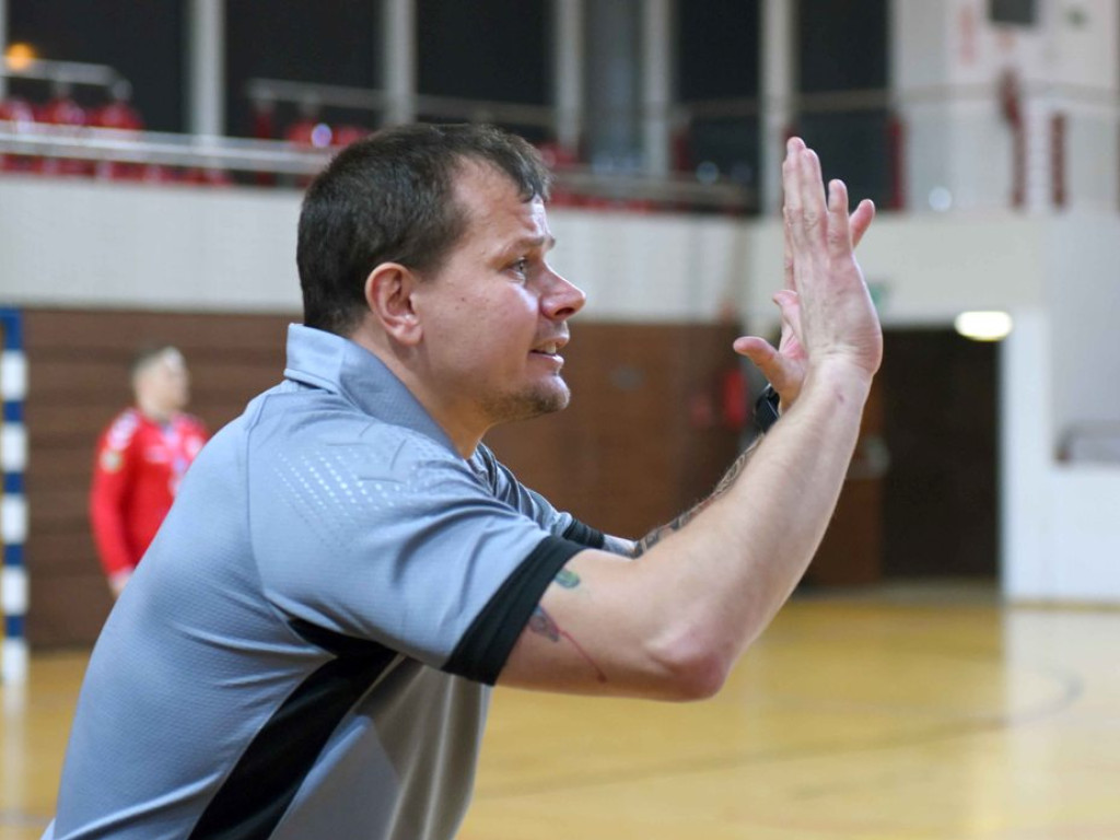 I liga piłki ręcznej mężczyzn. Grupa D. *KSZO Ostrowiec Świętokrzyski - Viret CMC Zawiercie 35:29