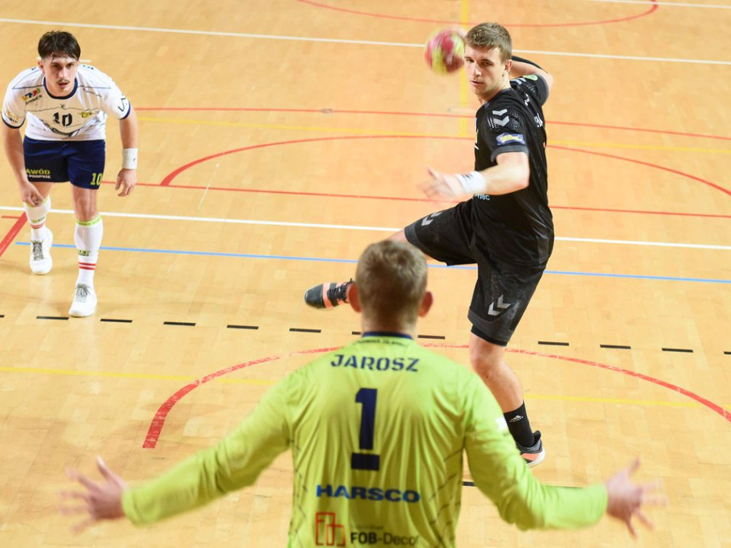 I liga piłki ręcznej mężczyzn. Grupa D. *KSZO Ostrowiec Świętokrzyski - Viret CMC Zawiercie 35:29
