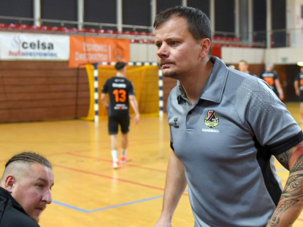 I liga piłki ręcznej mężczyzn. Grupa D. *KSZO Ostrowiec Świętokrzyski - Viret CMC Zawiercie 35:29
