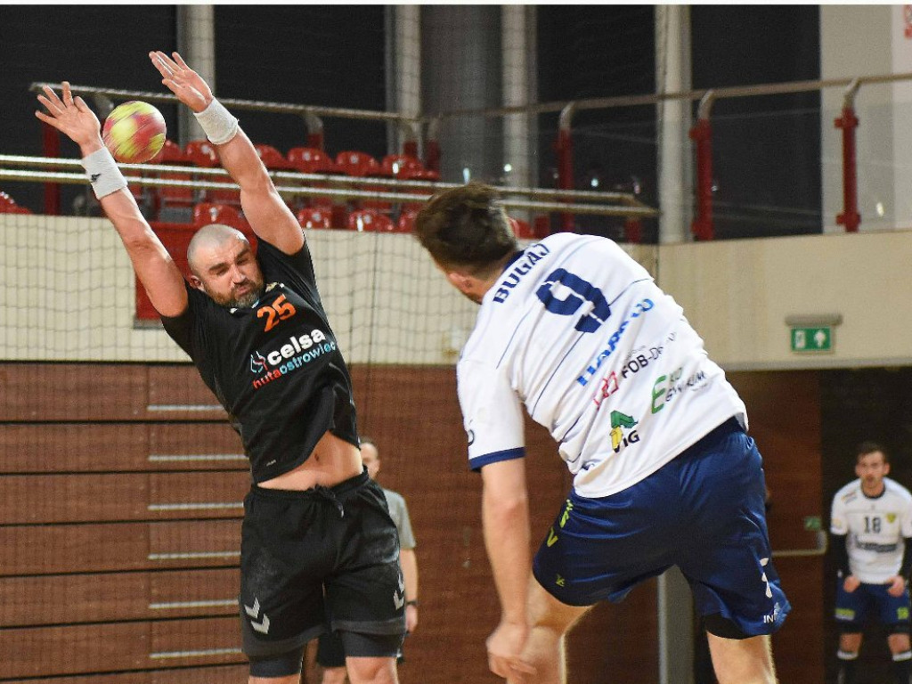 I liga piłki ręcznej mężczyzn. Grupa D. *KSZO Ostrowiec Świętokrzyski - Viret CMC Zawiercie 35:29