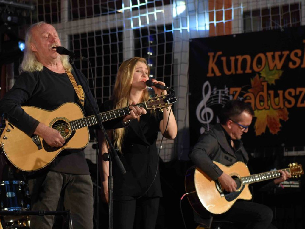 13. Kunowskie Zaduszki Muzyczne. Koncert Andrzeja i Mai Sikorowskich z zespołem