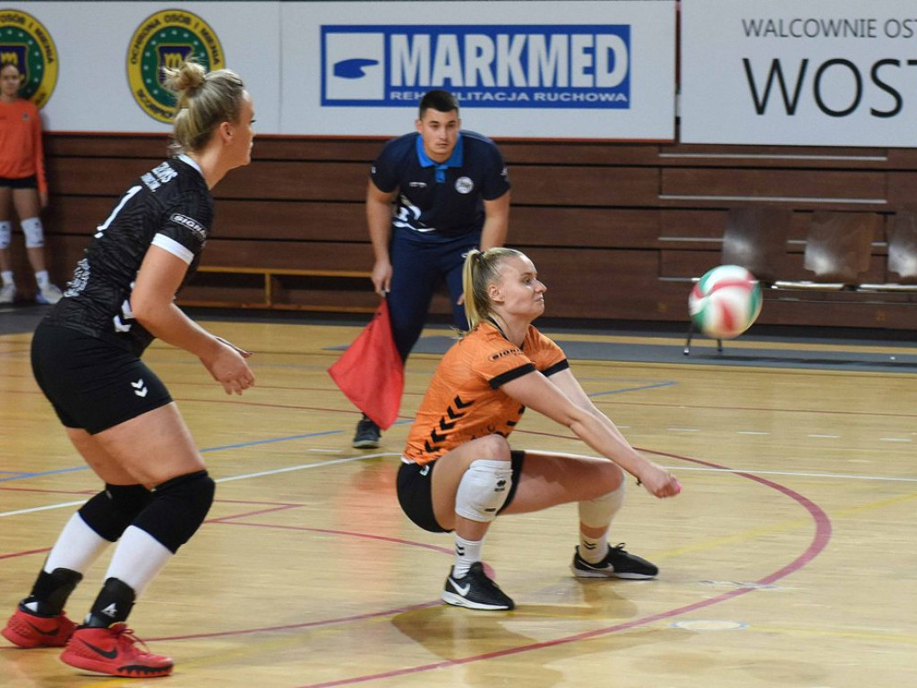 II liga siatkówki kobiet. Grupa IV. *KSZO SMS Ostrowiec Świętokrzyski - Silesia Volley Mysłowice 1:3