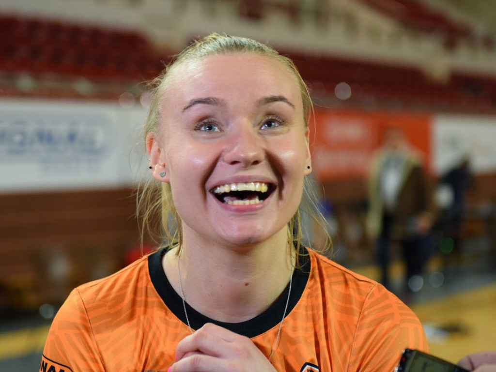 II liga siatkówki kobiet. Grupa IV. *KSZO SMS Ostrowiec Świętokrzyski - Silesia Volley Mysłowice 1:3