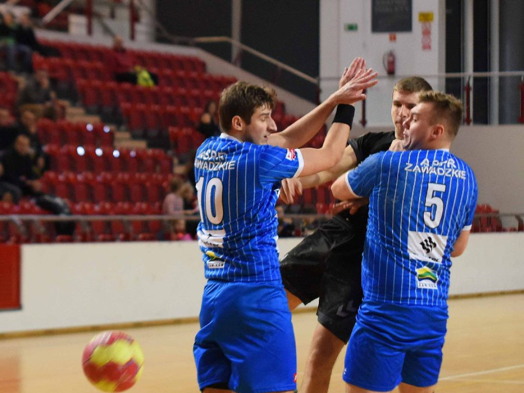 I liga piłki ręcznej mężczyzn. Grupa D. *KSZO Ostrowiec Świętokrzyski - ASPR Zawadzkie 40:28