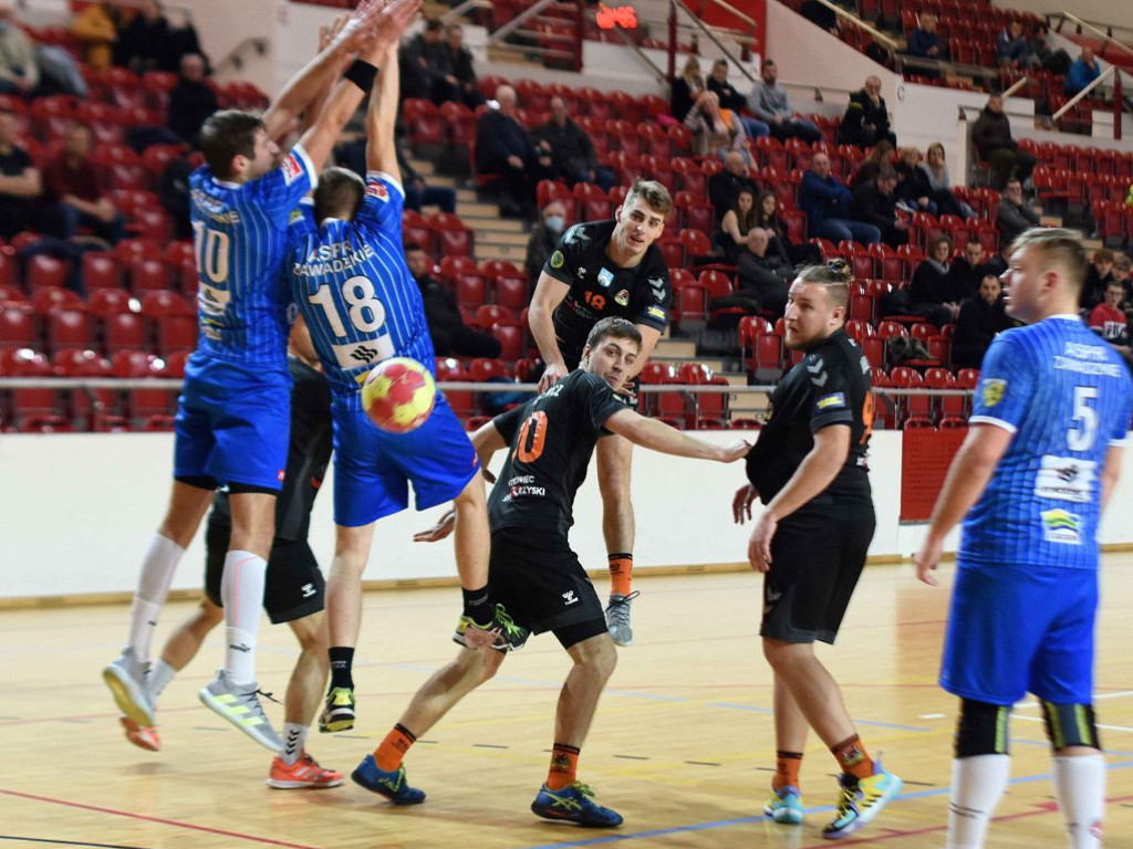 I liga piłki ręcznej mężczyzn. Grupa D. *KSZO Ostrowiec Świętokrzyski - ASPR Zawadzkie 40:28