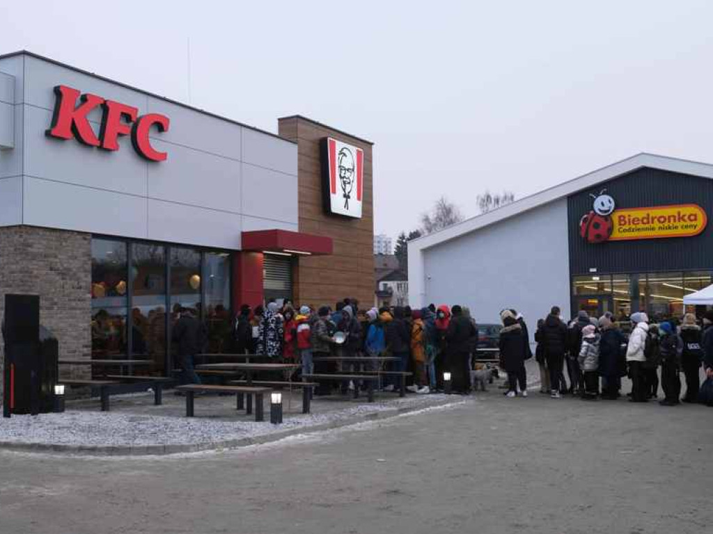 Otwarcie KFC w Ostrowcu Świętokrzyskim (zdjęcia, wideo)