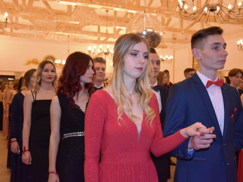 Studniówka w Zespole Szkół Nr 3 w Ostrowcu Świętokrzyskim