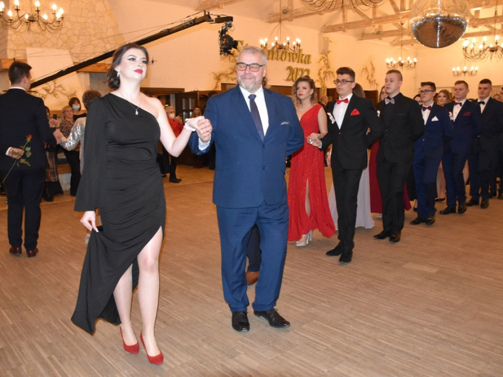 Studniówka w Liceum Ogólnokształcącym Nr I im. Stanisława Staszica w Ostrowcu Świętokrzyskim