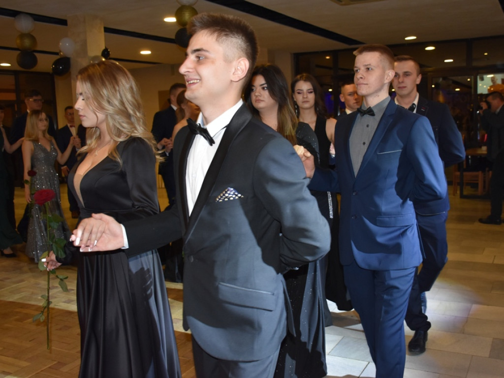 Studniówka w Zespole Szkół Nr 2 w Ostrowcu Świętokrzyskim