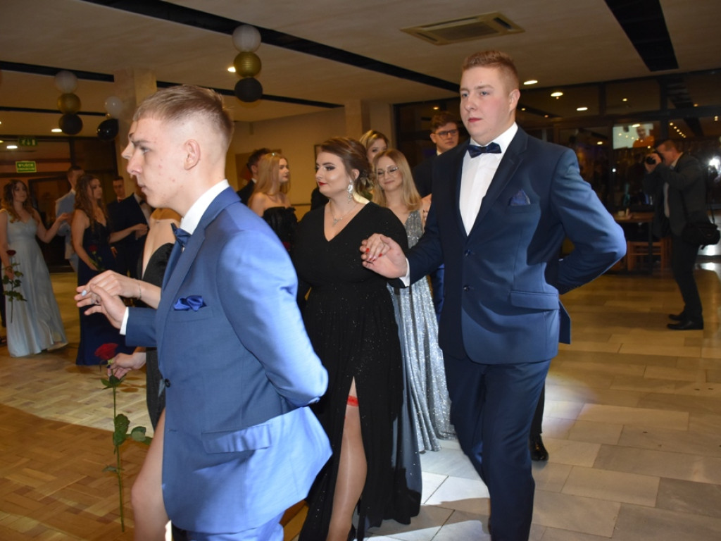 Studniówka w Zespole Szkół Nr 2 w Ostrowcu Świętokrzyskim