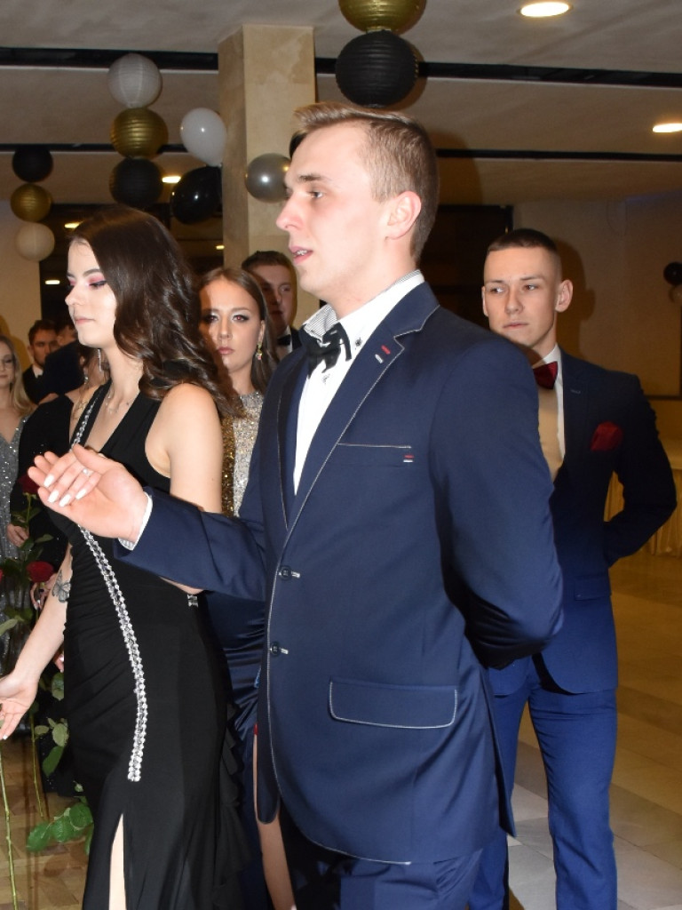 Studniówka w Zespole Szkół Nr 2 w Ostrowcu Świętokrzyskim