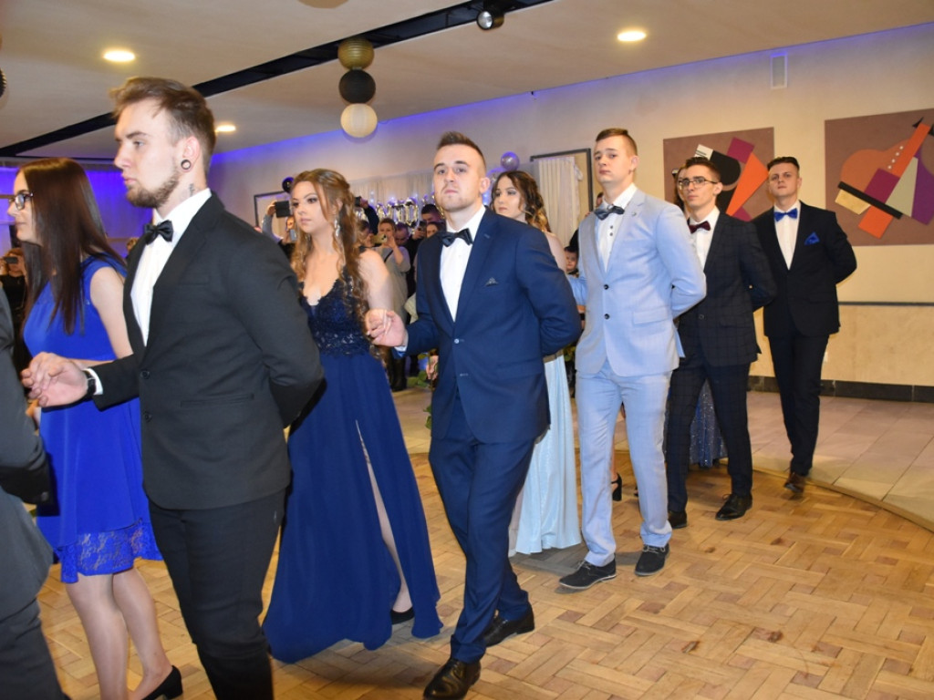 Studniówka w Zespole Szkół Nr 2 w Ostrowcu Świętokrzyskim