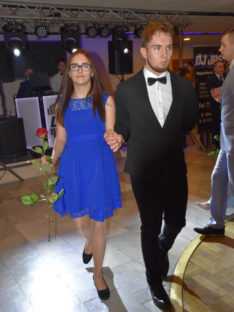 Studniówka w Zespole Szkół Nr 2 w Ostrowcu Świętokrzyskim