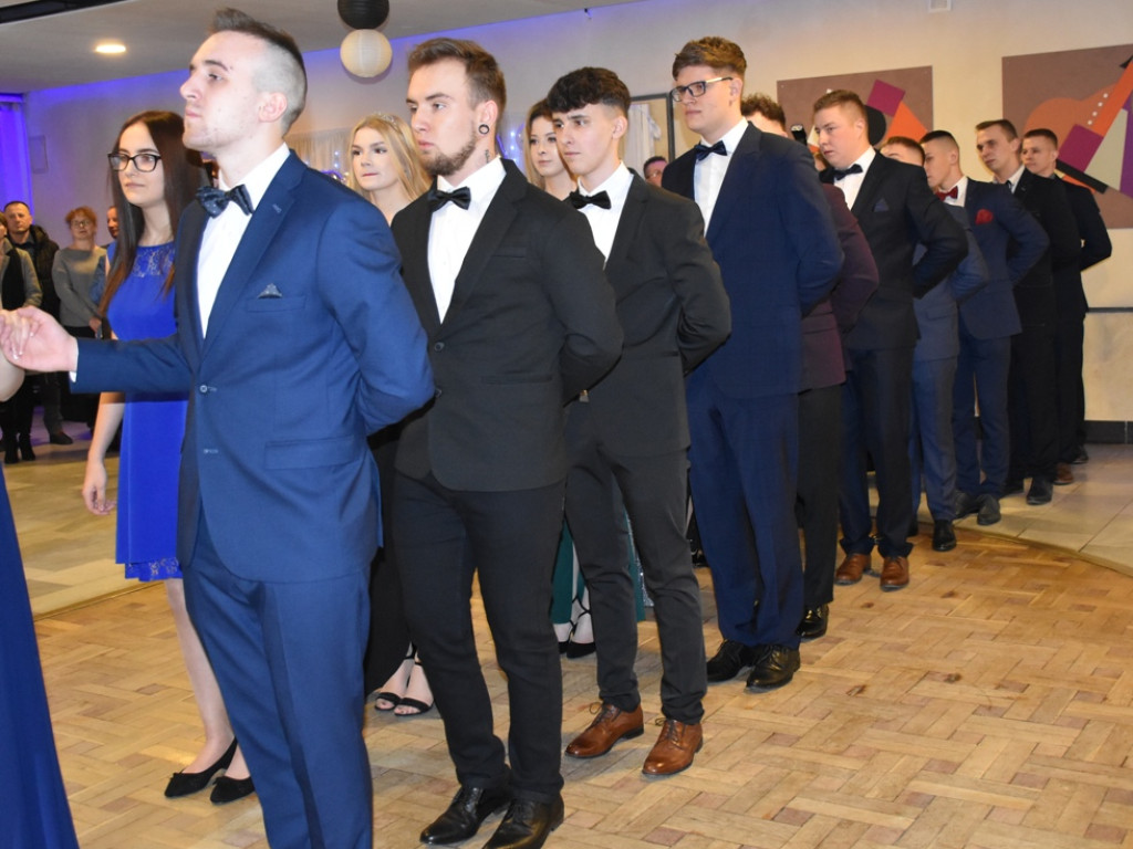 Studniówka w Zespole Szkół Nr 2 w Ostrowcu Świętokrzyskim