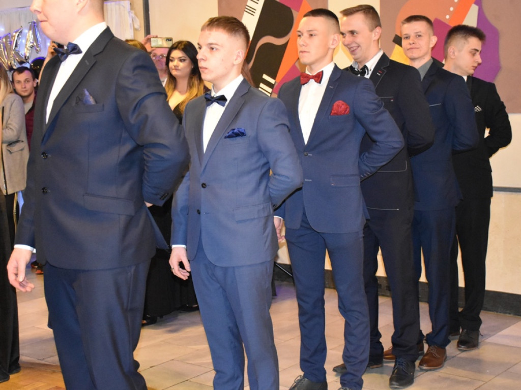 Studniówka w Zespole Szkół Nr 2 w Ostrowcu Świętokrzyskim