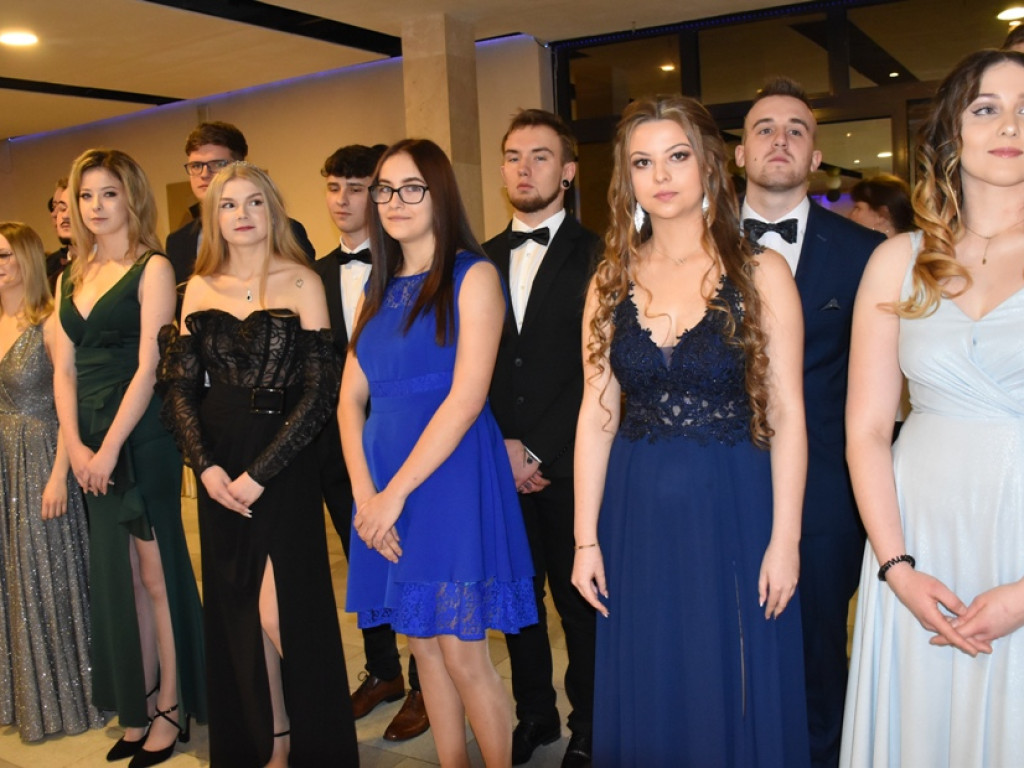 Studniówka w Zespole Szkół Nr 2 w Ostrowcu Świętokrzyskim