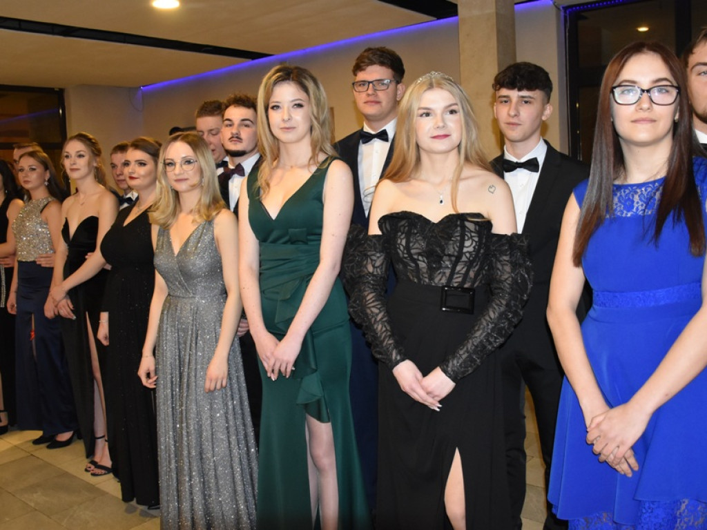 Studniówka w Zespole Szkół Nr 2 w Ostrowcu Świętokrzyskim