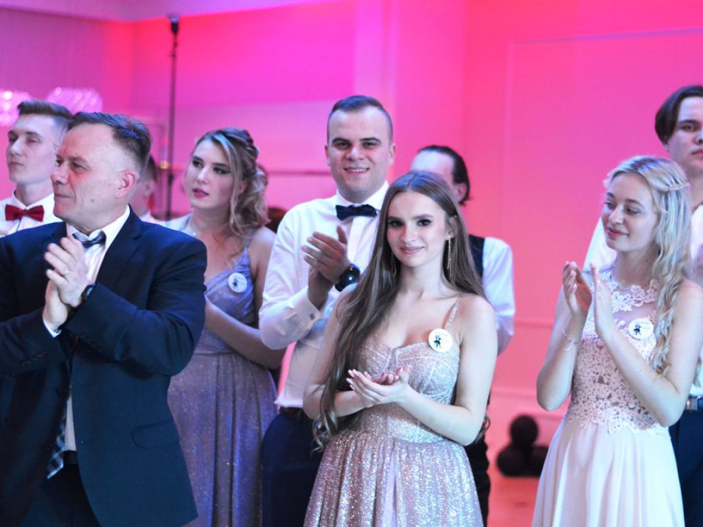 Studniówka w Liceum Ogólnokształcącym im. Bartosza Głowackiego w Opatowie