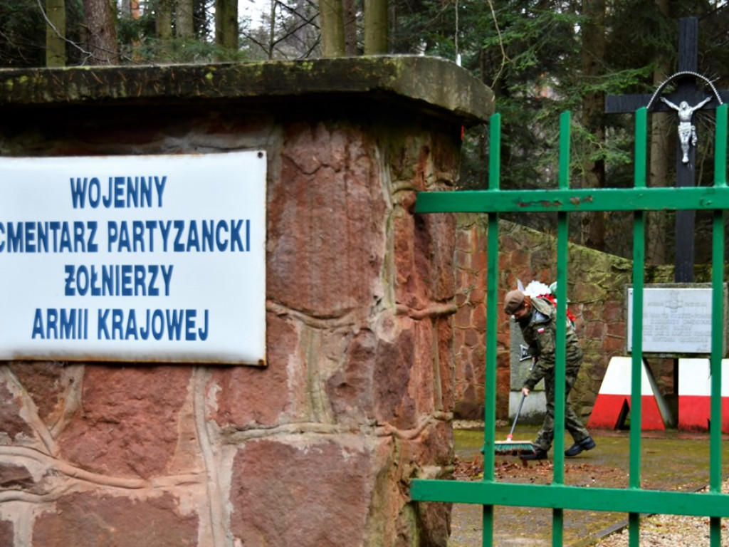 Światełko dla Bohatera. W 80. rocznicę powstania Armii Krajowej (zdjęcia)