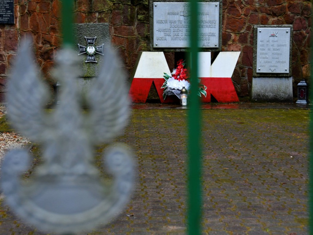 Światełko dla Bohatera. W 80. rocznicę powstania Armii Krajowej (zdjęcia)