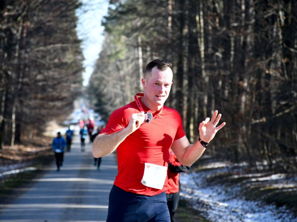 Sportowe walentynki w Nadleśnictwie Marcule (zdjęcia, wideo)