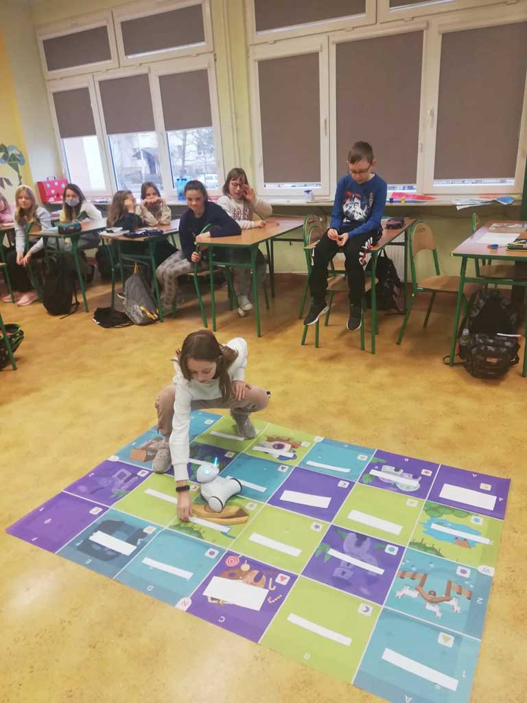 Uczniowie będą mogli zwiedzić Paryż i zajrzeć do wnętrza serca