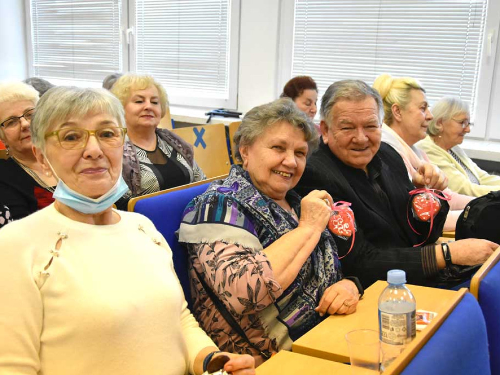 Z seniorami Uniwersytetu Trzeciego Wieku