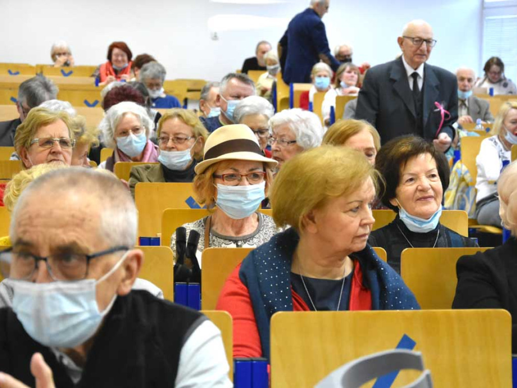 Z seniorami Uniwersytetu Trzeciego Wieku