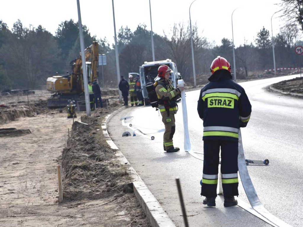 Uszkodzony gazociąg. Ewakuacja szkoły (zdjęcia)