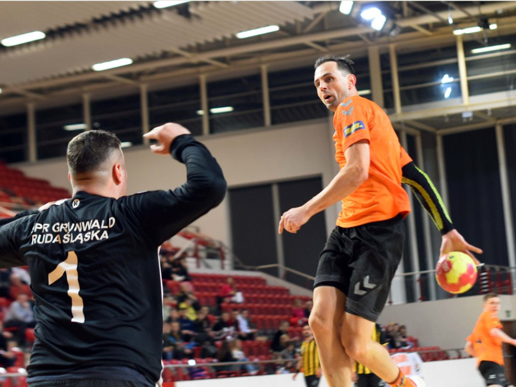 I liga piłki ręcznej mężczyzn. Grupa D *KSZO Ostrowiec Świętokrzyski ? Grunwald Ruda Śląska 39:31
