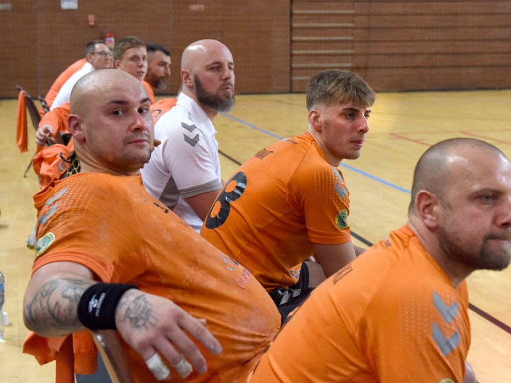 I liga piłki ręcznej mężczyzn. Grupa D *KSZO Ostrowiec Świętokrzyski ? Grunwald Ruda Śląska 39:31