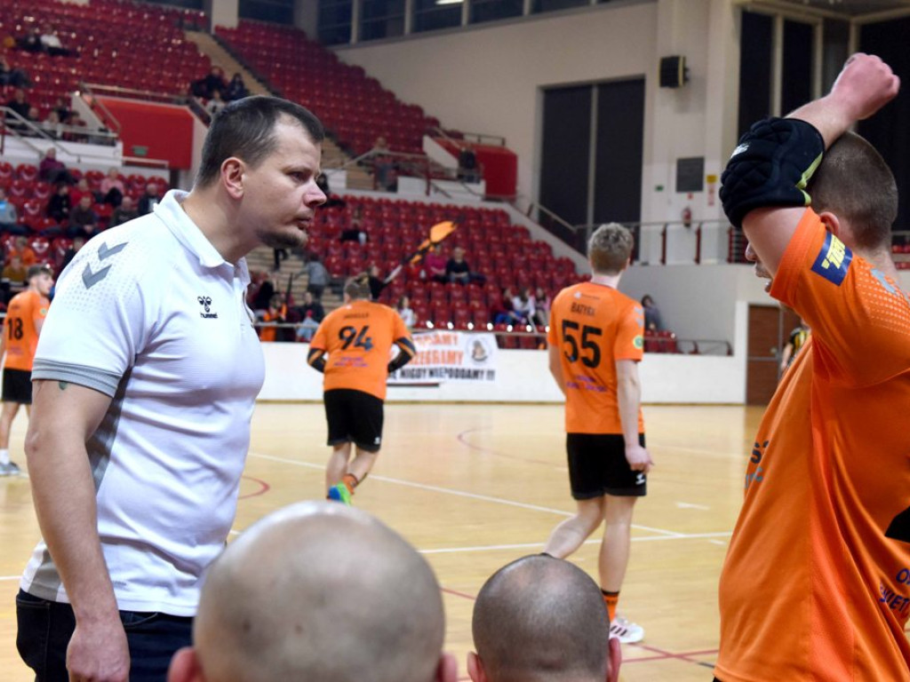 I liga piłki ręcznej mężczyzn. Grupa D *KSZO Ostrowiec Świętokrzyski ? Grunwald Ruda Śląska 39:31