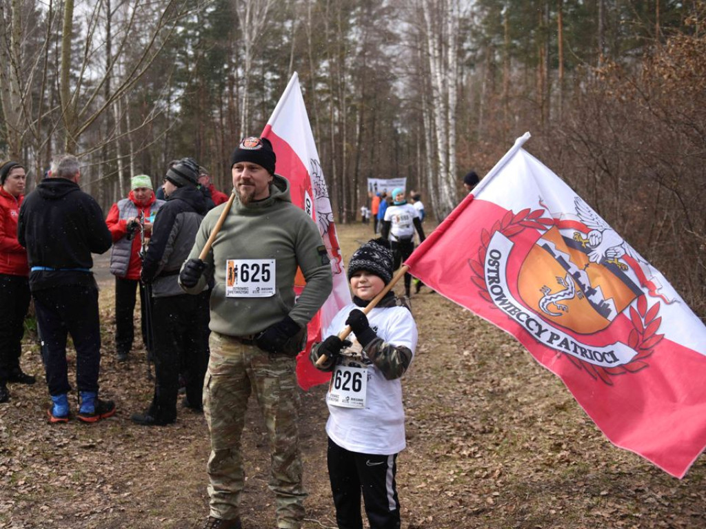Pamięci Żołnierzy Niezłomnych. Bieg Tropem Wilczym w Ostrowcu Świętokrzyskim