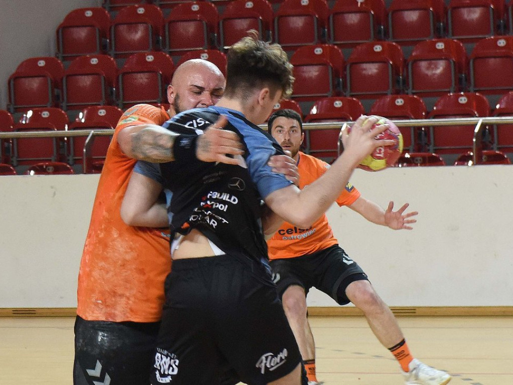 I liga piłki ręcznej mężczyzn. *KSZO - KSSPR Końskie 27:27 (5:6 w rzutach karnych)