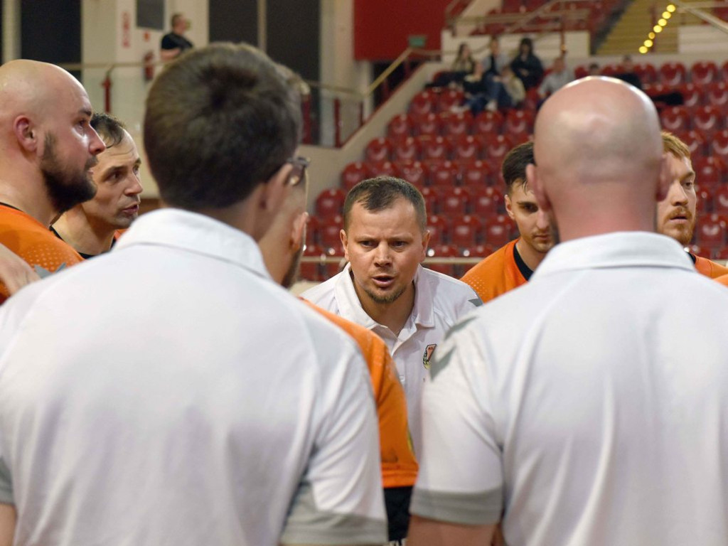 I liga piłki ręcznej mężczyzn. *KSZO - KSSPR Końskie 27:27 (5:6 w rzutach karnych)