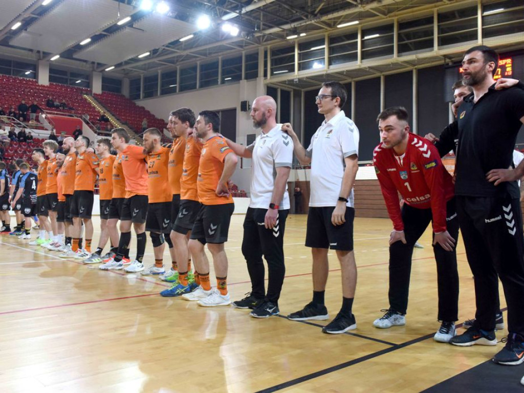 I liga piłki ręcznej mężczyzn. *KSZO - KSSPR Końskie 27:27 (5:6 w rzutach karnych)