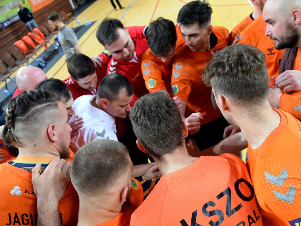 I liga piłki ręcznej mężczyzn. *KSZO - KSSPR Końskie 27:27 (5:6 w rzutach karnych)
