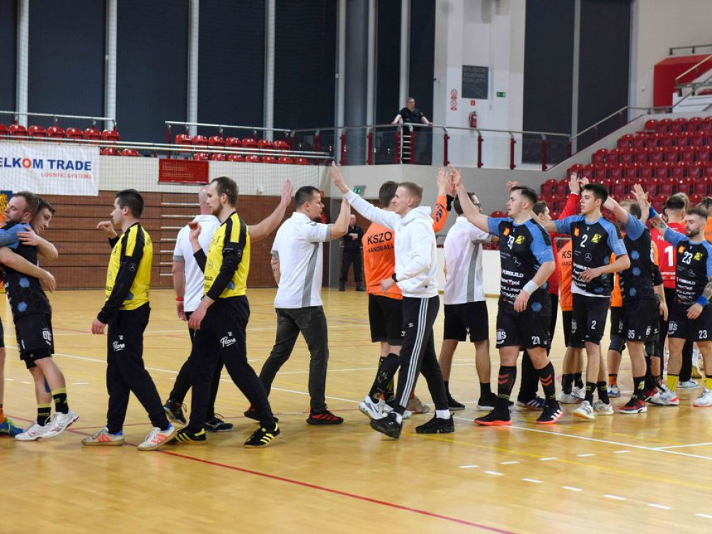 I liga piłki ręcznej mężczyzn. *KSZO - KSSPR Końskie 27:27 (5:6 w rzutach karnych)