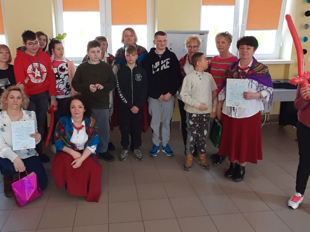 Warsztaty wielkanocne z Kołem Gospodyń Wiejskich z Jędrzejowic