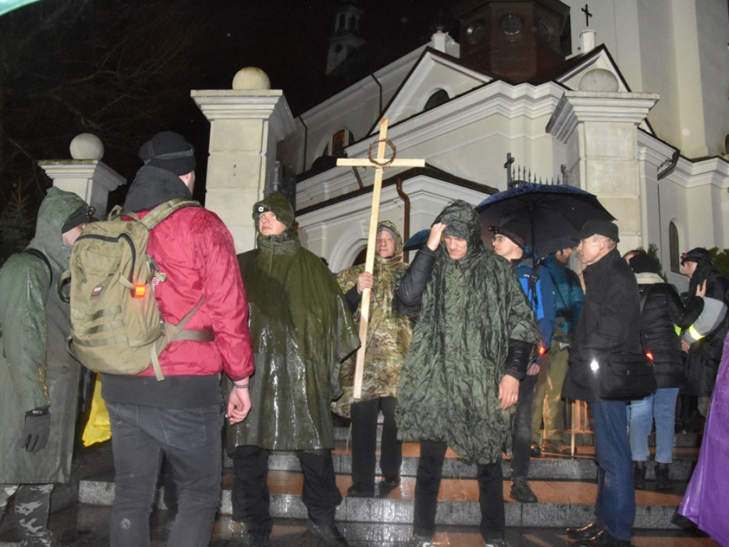 Droga Pojednania na Święty Krzyż (zdjęcia)