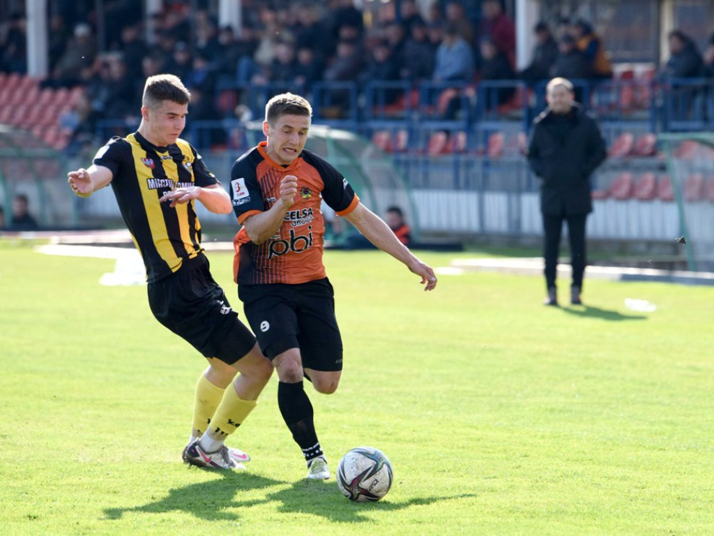 III liga piłkarska. Grupa IV. *KSZO1929 Ostrowiec Świętokrzyski - Czarni Połaniec 2:1