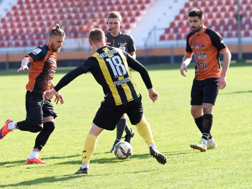 III liga piłkarska. Grupa IV. *KSZO1929 Ostrowiec Świętokrzyski - Czarni Połaniec 2:1