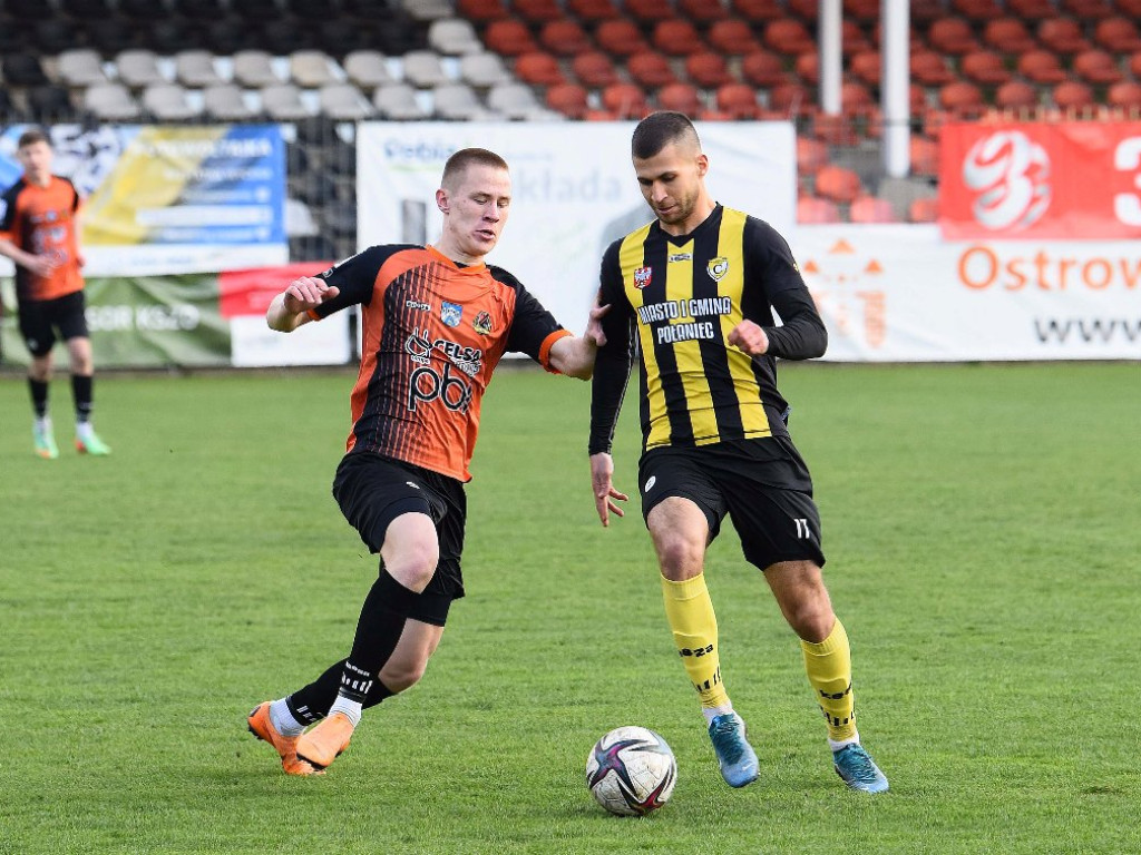 III liga piłkarska. Grupa IV. *KSZO1929 Ostrowiec Świętokrzyski - Czarni Połaniec 2:1