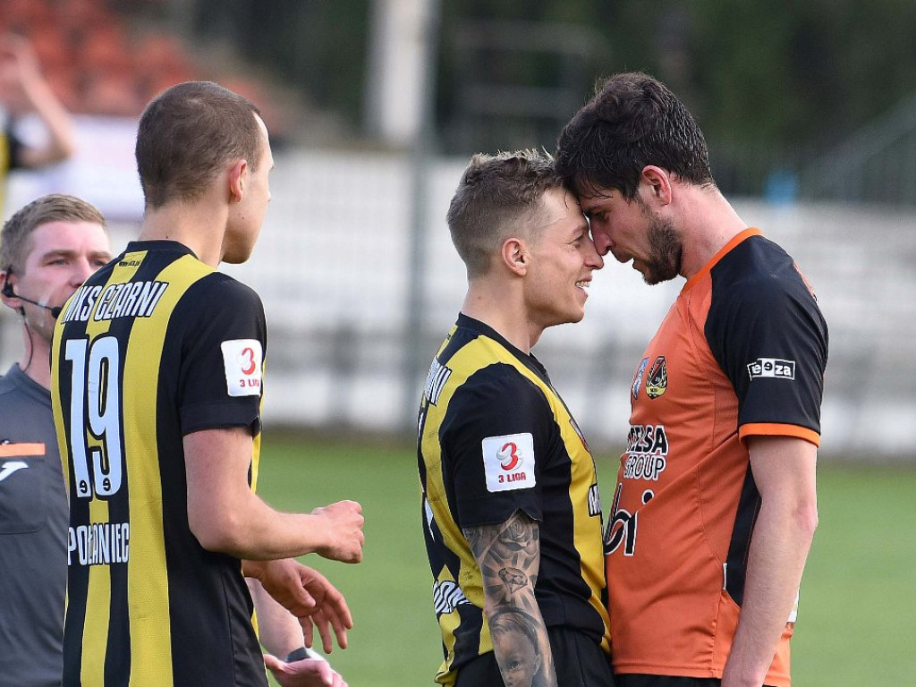 III liga piłkarska. Grupa IV. *KSZO1929 Ostrowiec Świętokrzyski - Czarni Połaniec 2:1