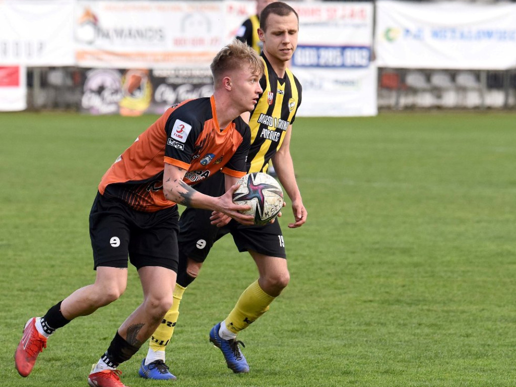 III liga piłkarska. Grupa IV. *KSZO1929 Ostrowiec Świętokrzyski - Czarni Połaniec 2:1