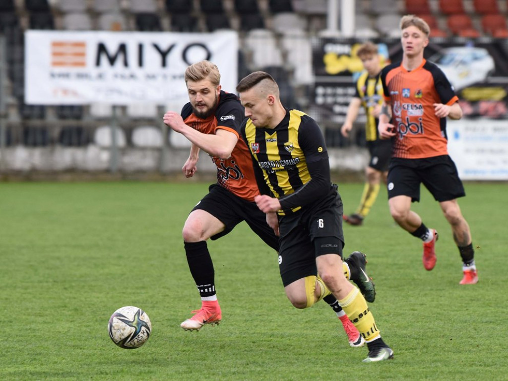 III liga piłkarska. Grupa IV. *KSZO1929 Ostrowiec Świętokrzyski - Czarni Połaniec 2:1