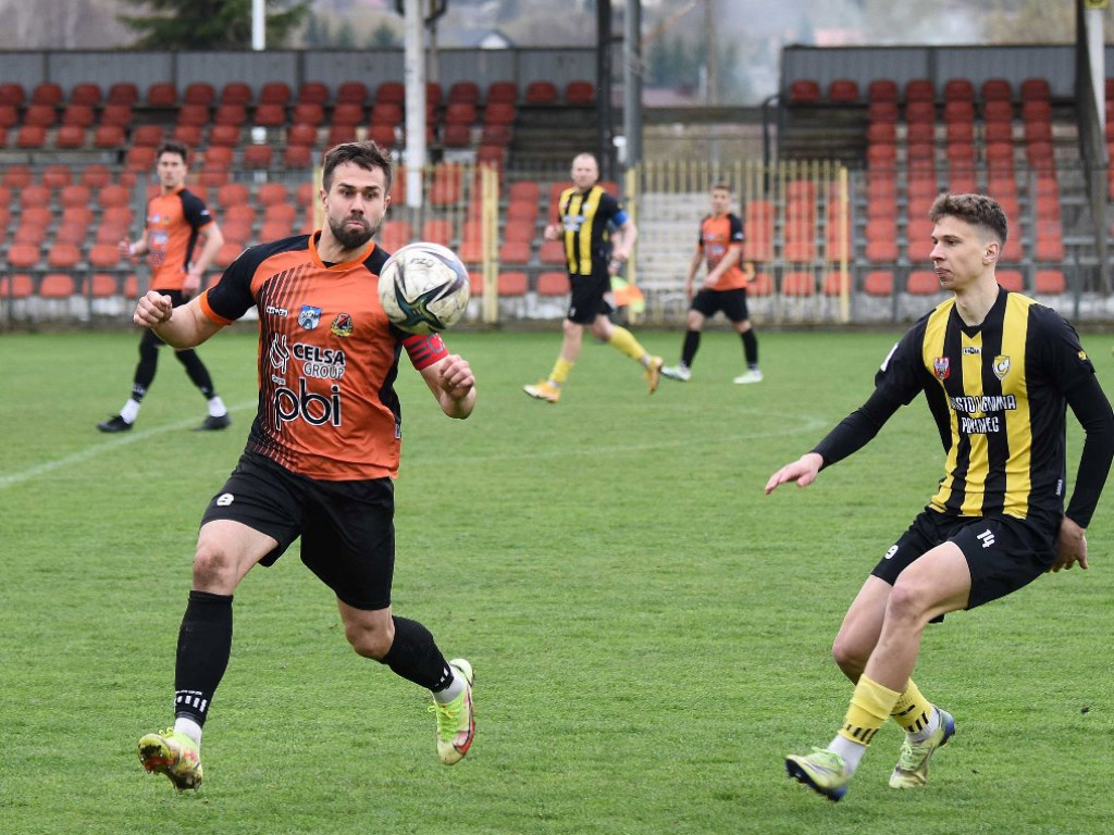 III liga piłkarska. Grupa IV. *KSZO1929 Ostrowiec Świętokrzyski - Czarni Połaniec 2:1