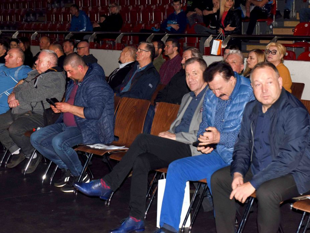Pięściarska Międzywojewódzka Liga Juniorów. *Świętokrzyskie - Lubelskie 19:15